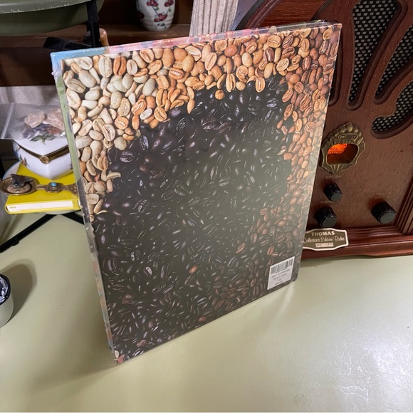 Starbucks Art + Coffee NWT Table Book - Picture 2 of 5
